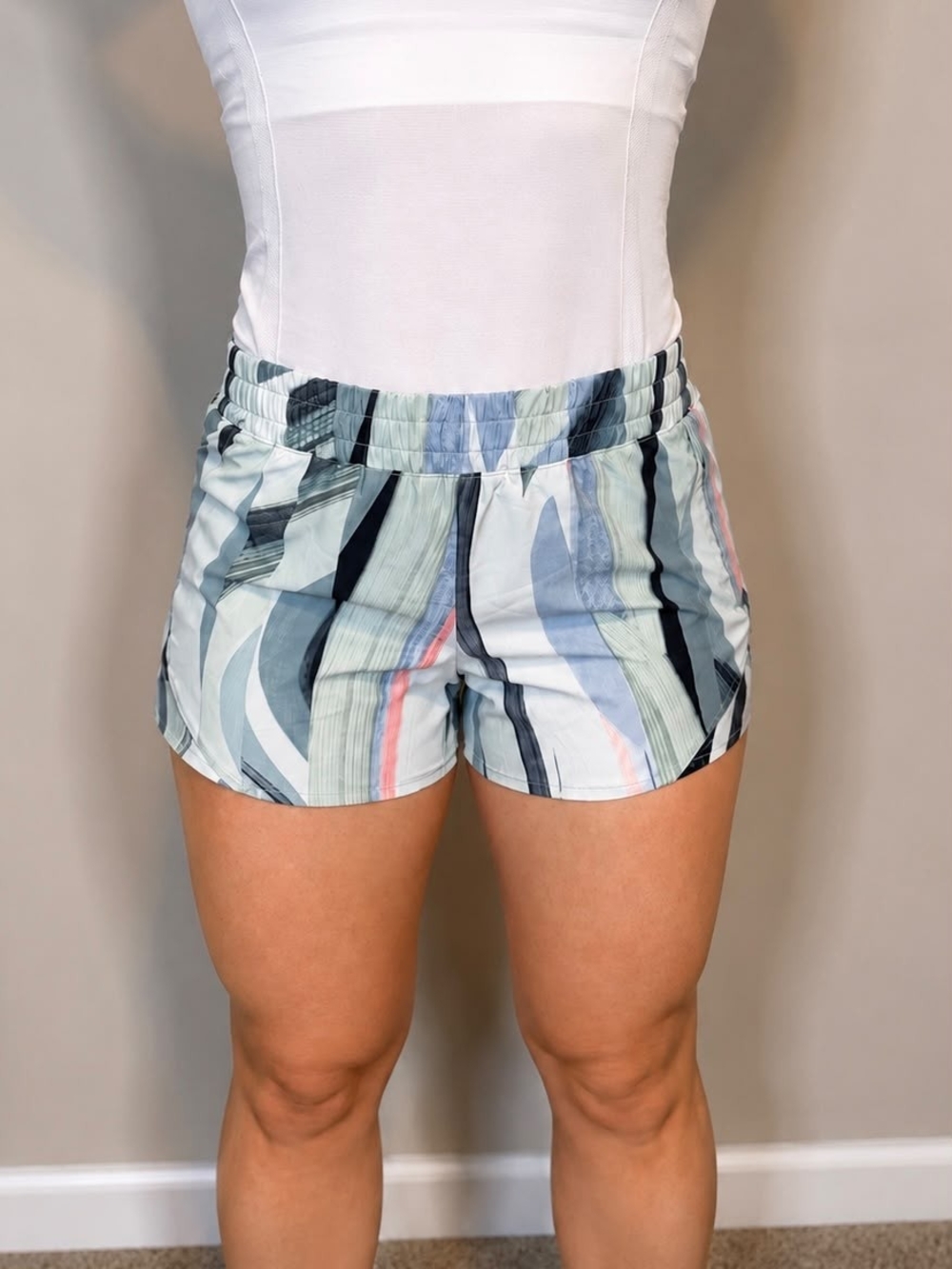 CALIA Run Collection INFINITY Relaxed fit 3" inseam - Multi-Color, Size XS